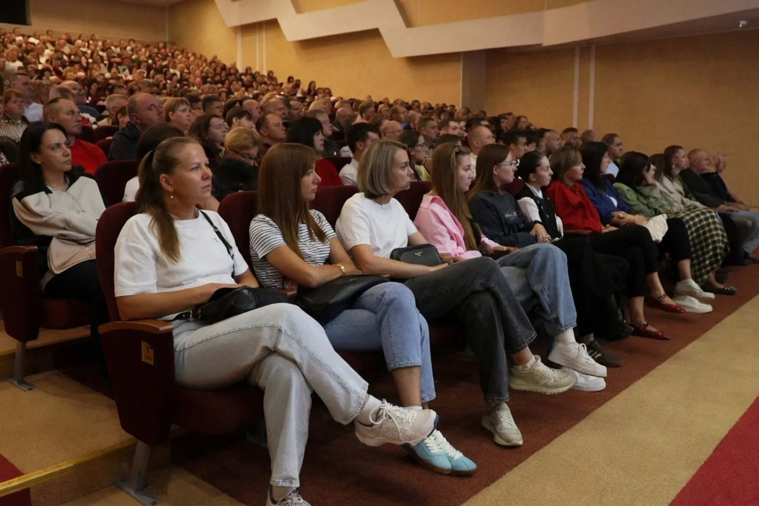 Социальная повестка в диалоге власти и общества: опыт Беларуси и Казахстана